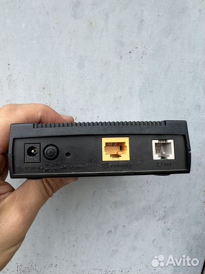 Модем Zuxel adsl2+ с портом Enternet