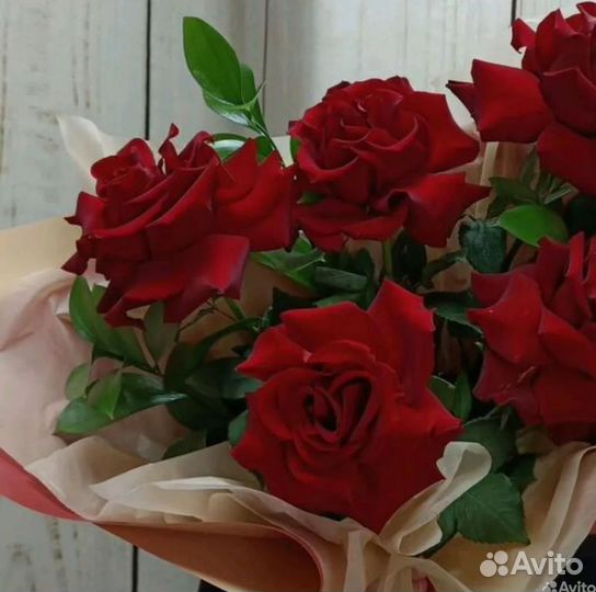 Красная Французская Роза Букет доставка