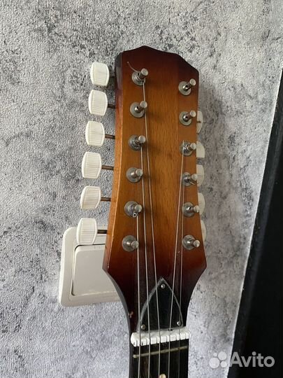 12-ти струнная электрогитара Мария Ритм (СССР)