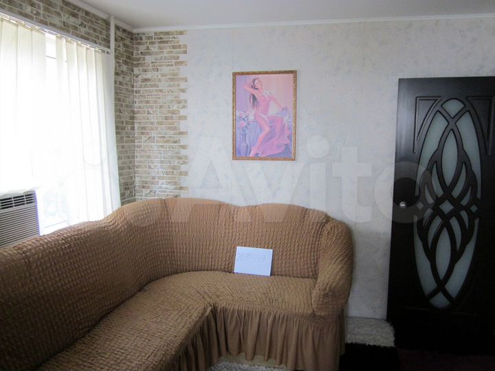 Дом 32 м² на участке 1 сот.