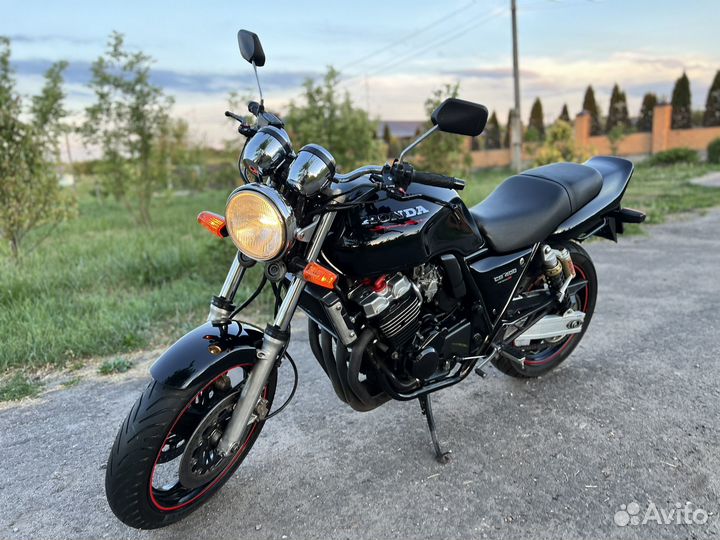 Honda CB 400 version s