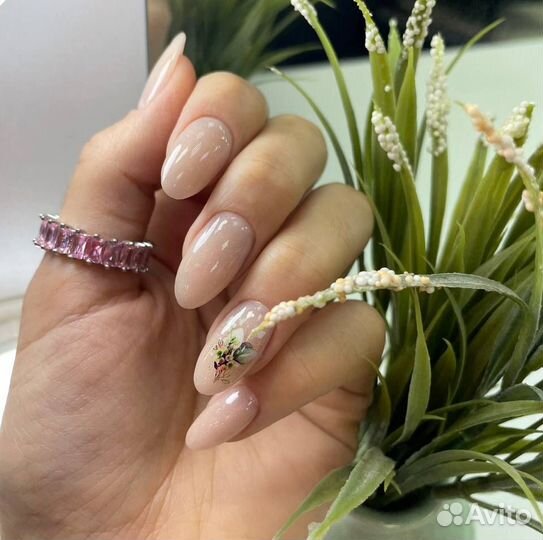 Наращивание ногтей