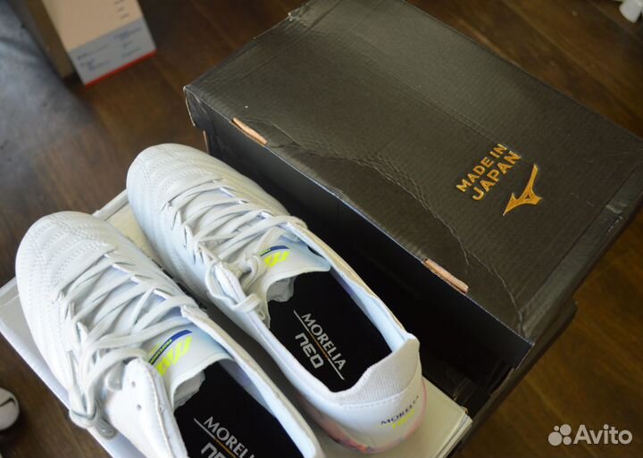 Бутсы muzuno creation morelia neo3