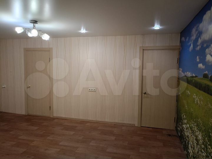 2-к. квартира, 43 м², 3/5 эт.