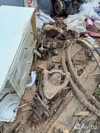 Передняя балка, задние рессоры Волга 31105