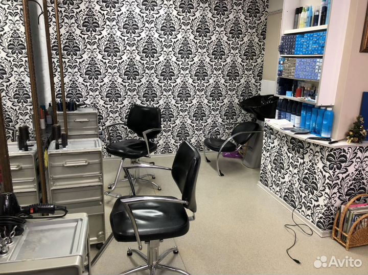 Сдам в аренду парикмахерское кресло