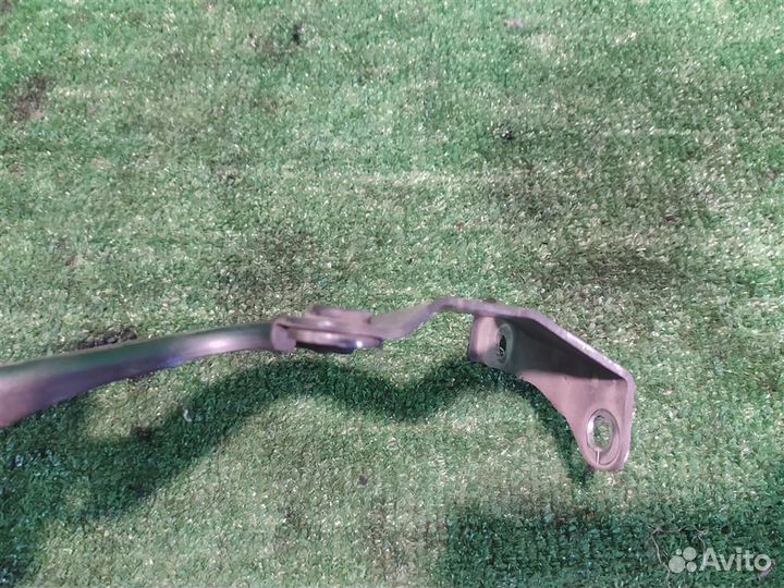 Петля капота правая Honda FR-V (BE1) 2006