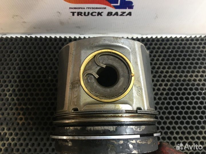 1865030 Поршень двс Daf XF105