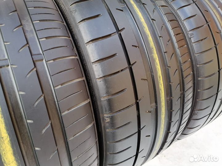 Dunlop SP Sport Maxx 050 245/40 R18 и 265/35 R18