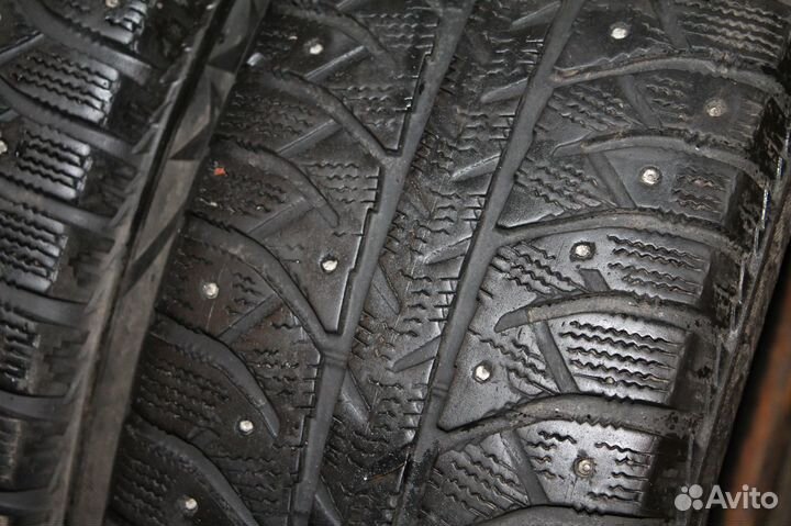 Bridgestone Ice Cruiser 7000 185/65 R14 86T