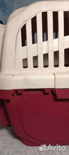 Переноска для кошек и мелких собак