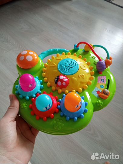 Развивающие игрушки для малышей музыкальная