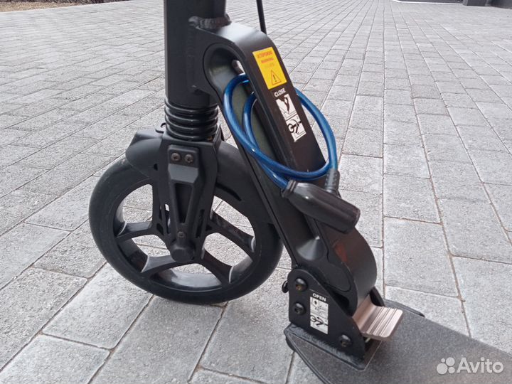 Самокат Reaction 230