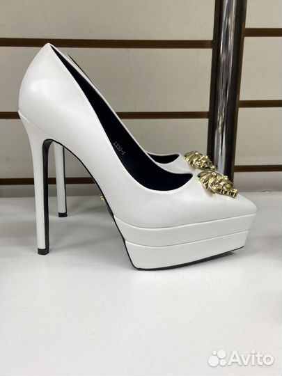 Туфли женские versace