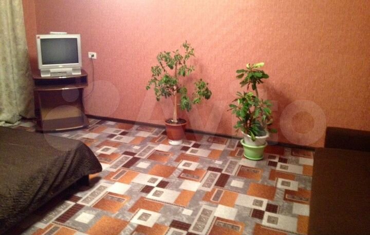 Комната 18 м² в 1-к., 6/12 эт.