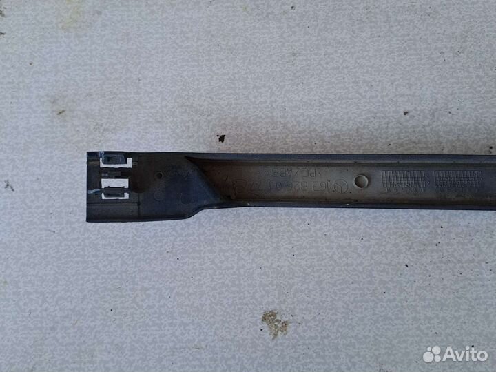 Планка (ресничка) под фару. Мерседес мл w163