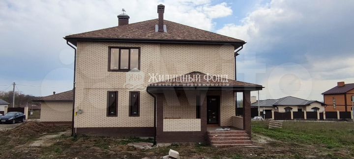 Дом 240 м² на участке 11 сот.