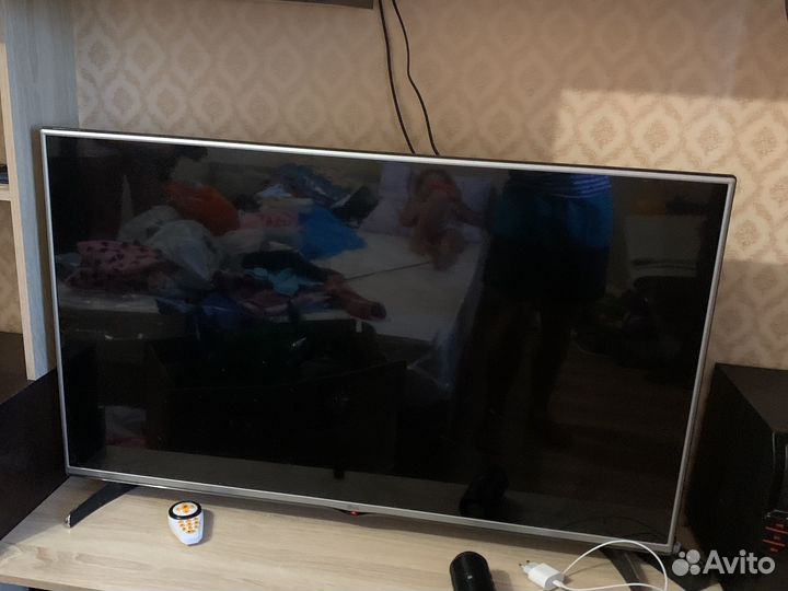 Продам 3д телевизор LG