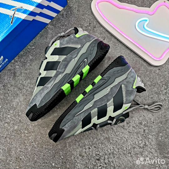 Кроссовки Adidas Новые