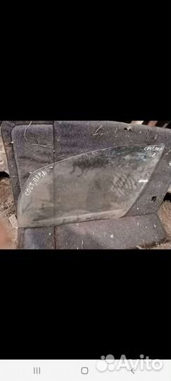 Митсубиси кольт стекла