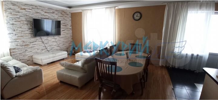 3-к. квартира, 160 м², 3/3 эт.