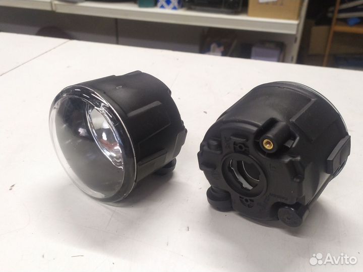 Новая фара противотуманная Nissan Juke