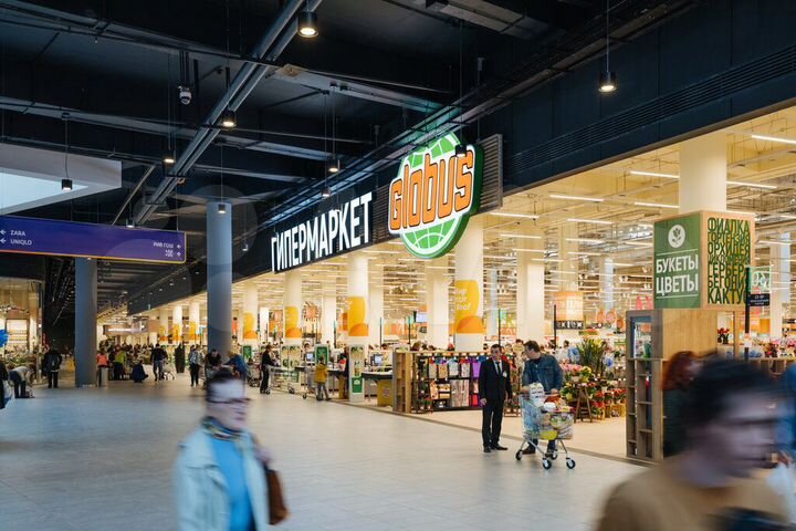 ТЦ «Саларис», трговая площадь, 10 м²