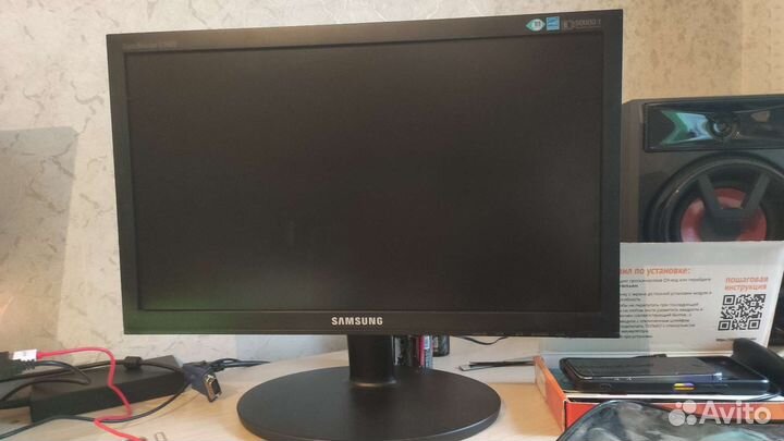 Монитор Samsung