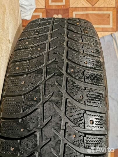 Bridgestone Ice Cruiser 5000 235/60 R18