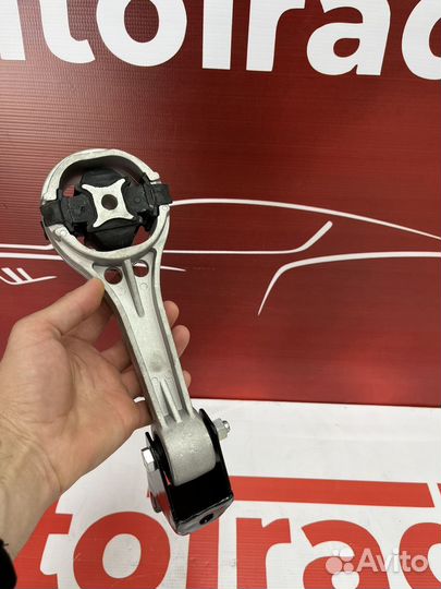 Опора двигателя vw polo зад.AT