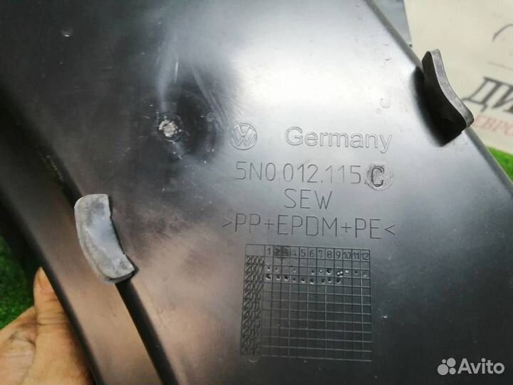 Ящик для инструментов VW Tiguan 2007-2011