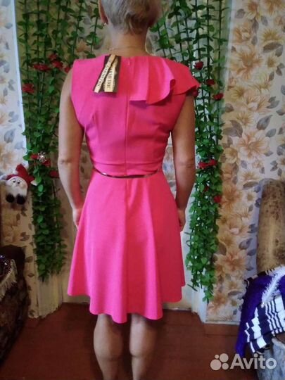 Платье женское