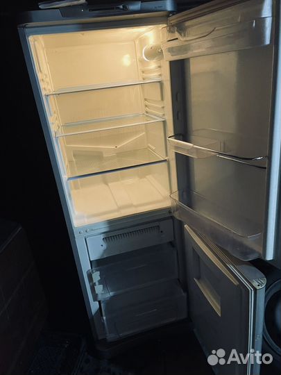 Холодильник indesit no frost