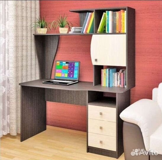 Стол компьютерный, письменный с ящиками и полками