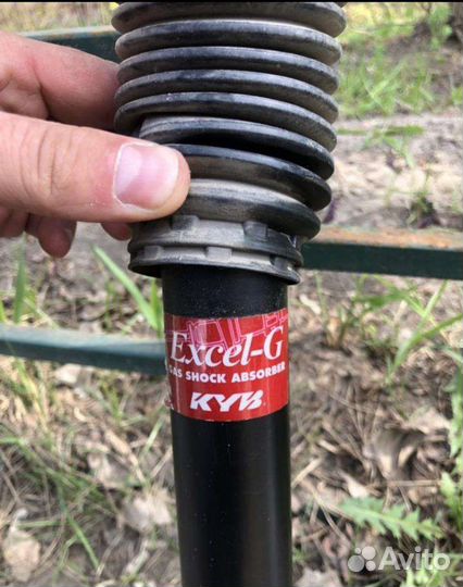 Амортизаторы на hyundai solaris задние б/у