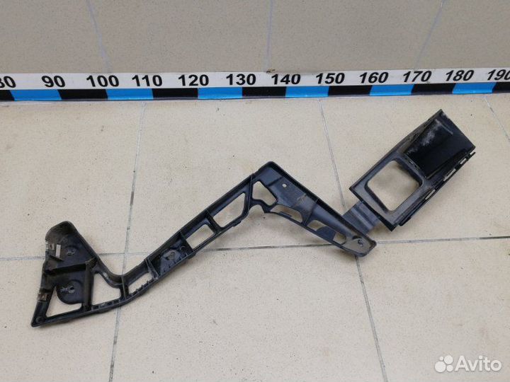 Кронштейн крепления бампера задний правый Ford
