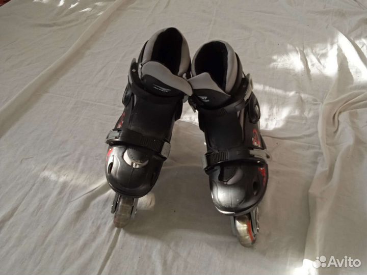Роликовые коньки детские 30-33.action