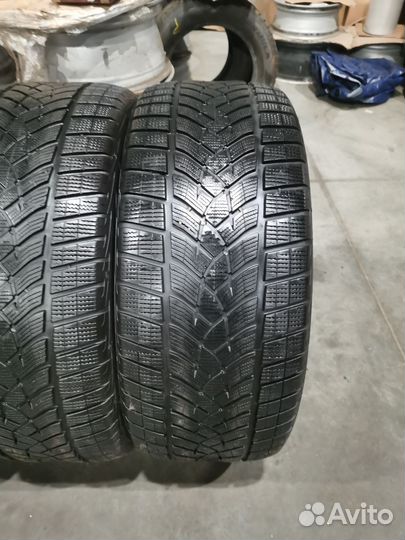 Goodyear UltraGrip Performance SUV Gen-1 275/45 R20 110V