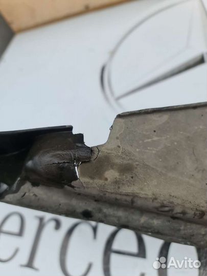 Защита двигателя левая Mercedes W220/W215