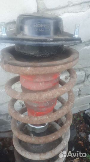 Стойки ваз2110 2115, 2114,2109 в сборе со ступицам