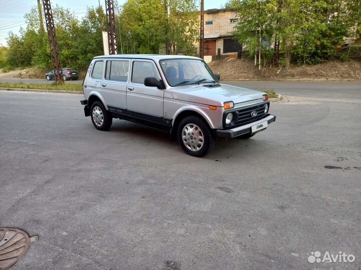 LADA 4x4 (Нива) 1.7 МТ, 2011, 105 000 км