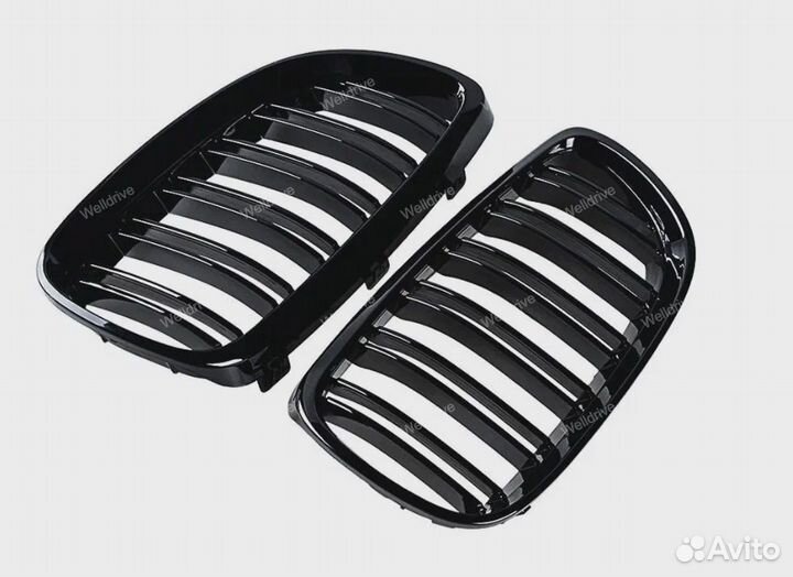 Решетки радиатора BMW 3 E92 E93 M стиль черные