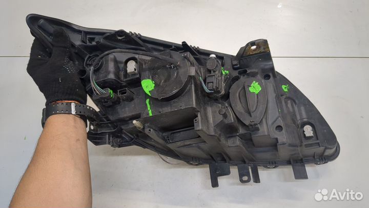 Фара (передняя) Toyota RAV 4, 2008