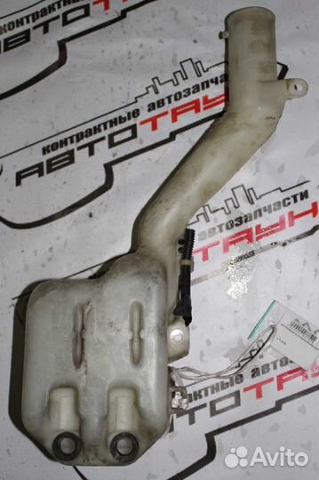 Бачок омывателя honda CR-V RD1 RD2