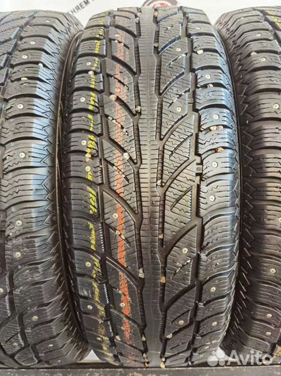 Cooper Weather-Master S/T 215/65 R17 99T