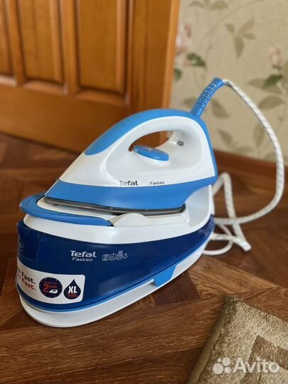 Продаю утюг Tefal Fasteo Steam Generator