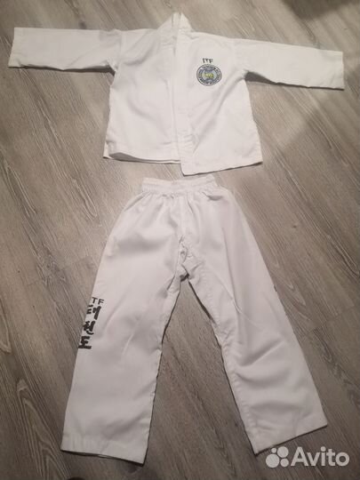 Кимоно для тхэквондо 130