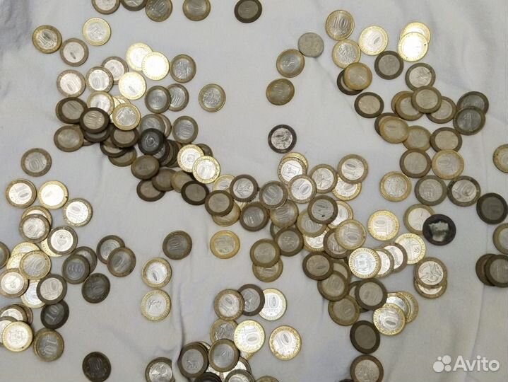 Юбилейные монеты 10