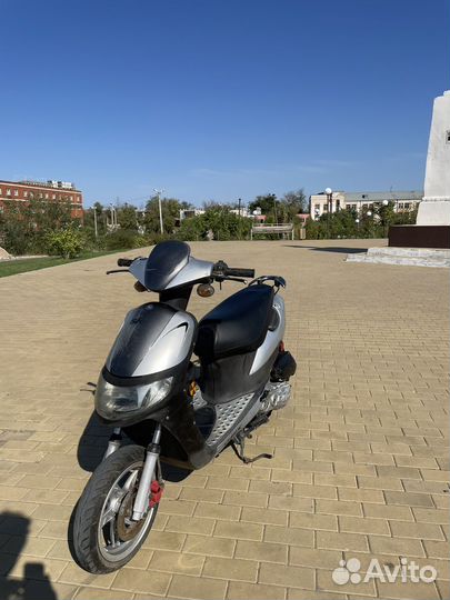 Скутер Stels Skif