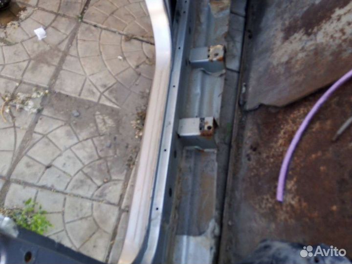 Боковина qashqai